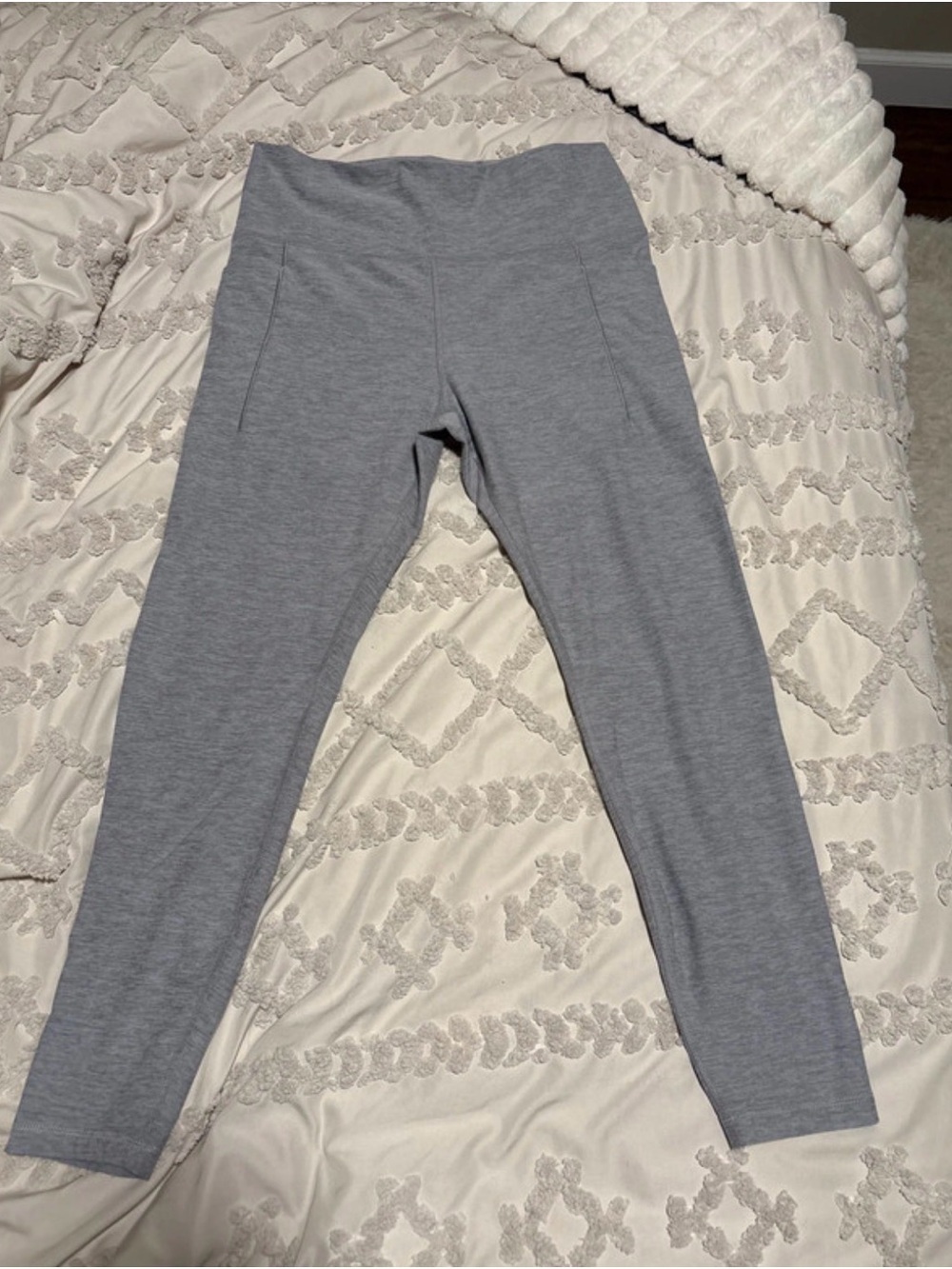 Athletic Works Light Gray Women's Active Leggings with Pockets